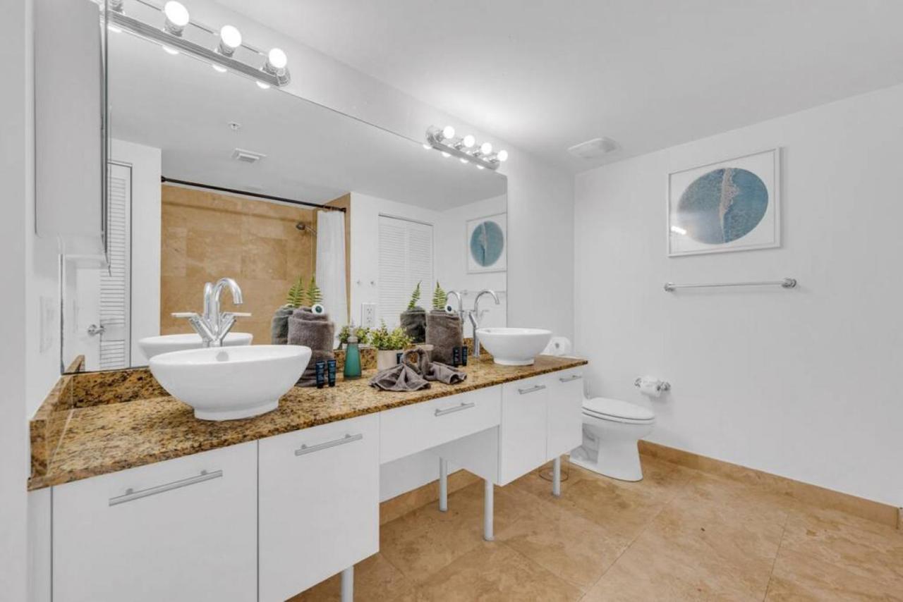 Amazing Loft Style 1 Bed With Water And City Views Villa Miami Exterior photo